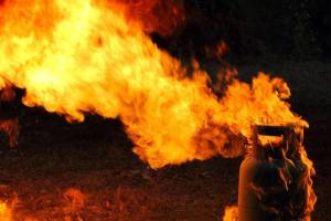 Pakistanda Ali Məhkəmənin binasında qaz balonu partlayıb