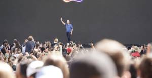 Financial Times: Tim Kuk Gələn İl "Apple"ın CEO Vəzifəsini Tərk Edə Bilər - Varis Kimdir? Xəbər şəkili