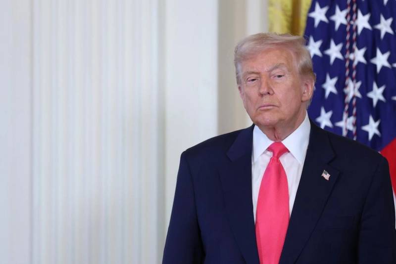 Tramp Venesuelada quru əməliyyatının keçirilməsini istisna etməyib