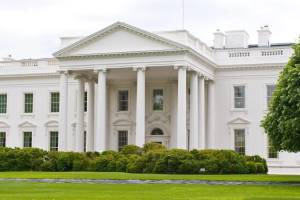 Ağ Ev Ali Məhkəmənin tarifləri ləğv edəcəyi təqdirdə ehtiyat planlar hazırlayır