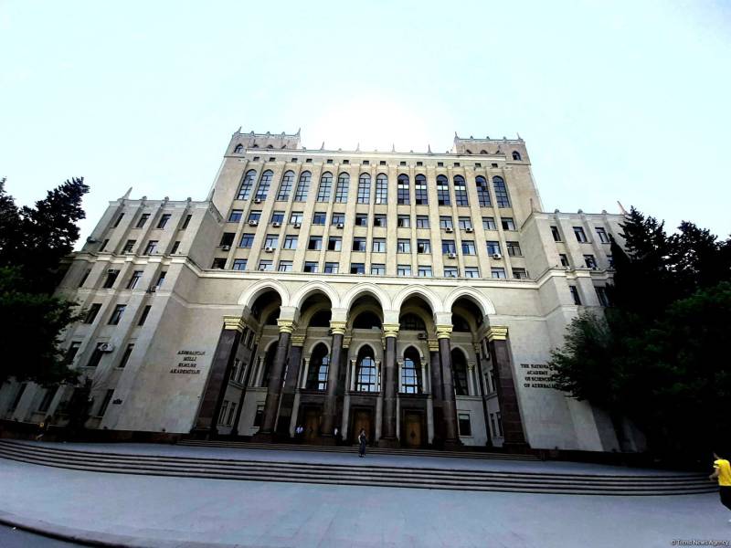 AMEA-nın “Gənclər Akademiyası”na sədr təyin edildi