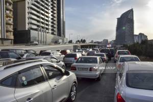 Bakıda bu yollarda sıxlıq var - SİYAHI Xəbər şəkili