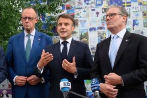 Merts, Starmer və Makron Londonda Ukrayna üzrə məsləhətləşmələrə qatılacaq Xəbər şəkili