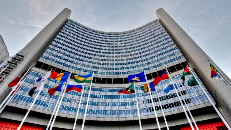 MAGATE: Çernobılda Radioaktiv Sızıntının Qarşısını Alan Qoruyucu Struktura Zədələnib - Drone Hücumu Nəticəsində