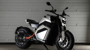 Elon Mask: Tesla Heç Vaxt Elektrik Motosiklet Buraxmayacaq - Səbəb Təhlükəsizlikdir Xəbər şəkili