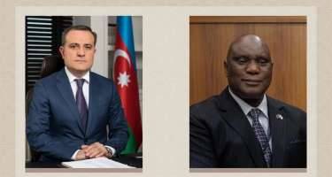 Ceyhun Bayramov qambiyalı həmkarını təbrik etdi