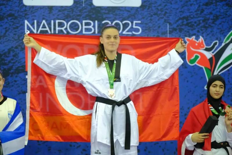 Dünya Yeniyetmələr Taekvondo Çempionatı: Zəhra Bəgüm Kavukçuoğlu Nayrobidə Qızıl Medala Sahib Çıxdı