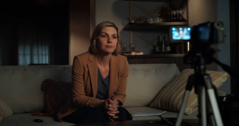 "Pluribus" Serialı: <strong>Kalori Kəsiyi</strong> Dəhşətli Bir Kabusa Çevrilir