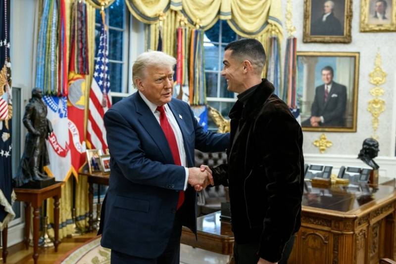 Ronaldu Trampa zəng edib