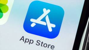 Apple App Store-un İnkişafı Kəskin Yavaşladı: Gəlirlər Yarıya Endi və Səbəb Aİ Qaydalarıdır Xəbər şəkili