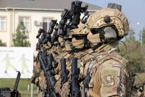 XTQ hərbi hissəsində hərbi vəzifəlilərlə təlim toplanışı keçirilib - VİDEO