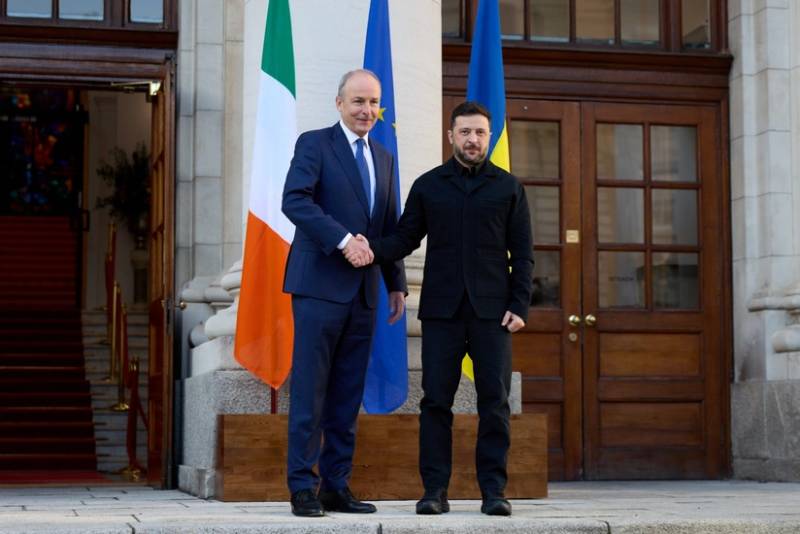 Zelenski İrlandiya ilə Rusiyanın dondurulmuş aktivlərinin istifadəsini müzakirə edib