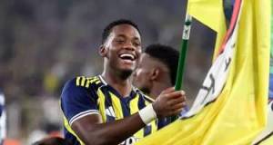 ​UEFA “Fənərbaxça”nın futbolçusuna ağır cəza verdi Xəbər şəkili