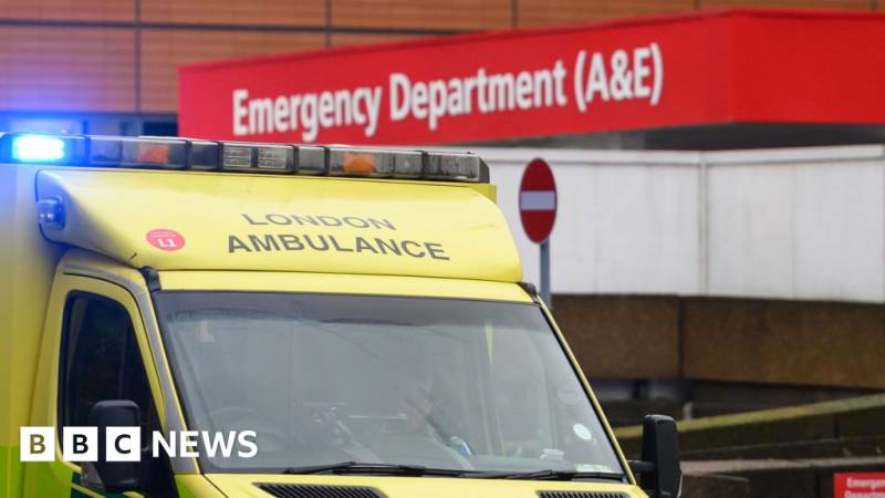 İngiltərədə Qrip Xəstəxanaya Yerləşmə Halları Rekord Səviyyədədir - NHS Təcili Xəbərdarlıq Edir