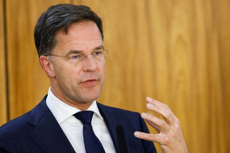 Rütte: NATO Ukraynadakı münaqişənin həllində iştirak edir, amma çıxış yolunu yalnız Tramp tapa bilər