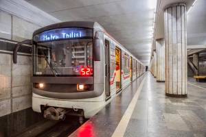 Bakı metrosunda qatarda texniki nasazlıq qeydə alınıb