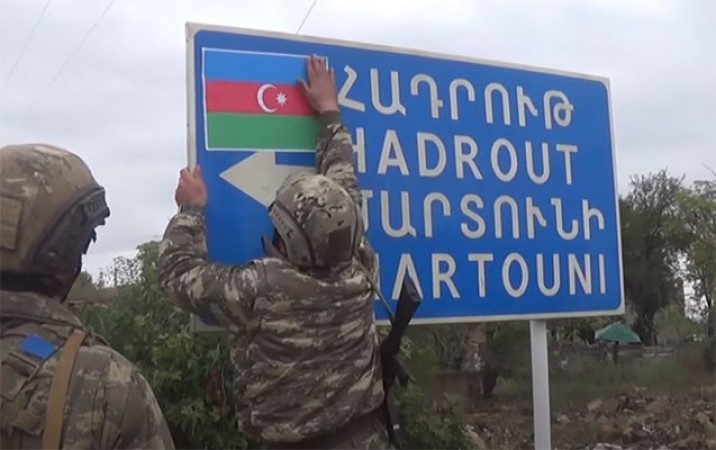 Nazirlik işğaldan azad olunan daha bir kənddən video yaydı